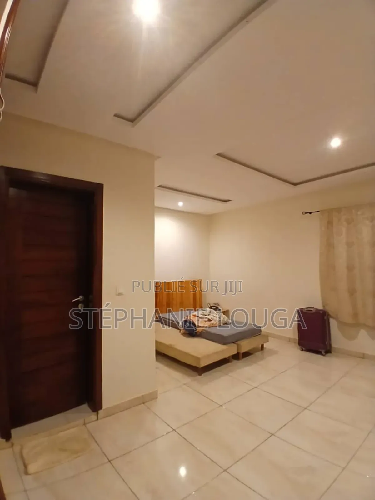 4chbre Duplex dans Grand Bassam à Louer