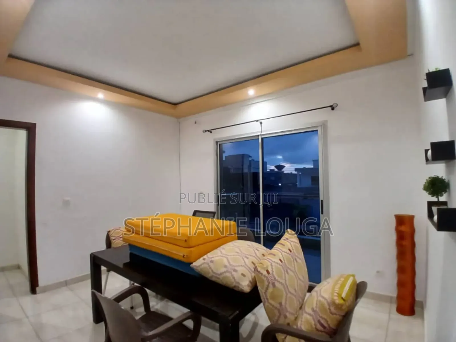 4chbre Duplex dans Grand Bassam à Louer