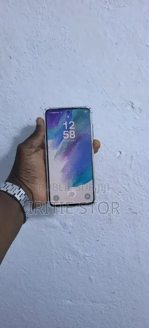 Samsung Galaxy S21 5G 128 GB Black