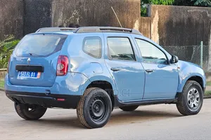 Renault Duster 2011 Blue