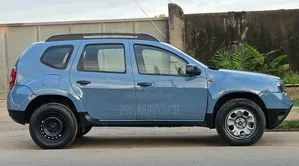 Renault Duster 2011 Blue