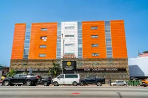 Photo - 20chbre Appartement dans Vente, Treichville à Vendre