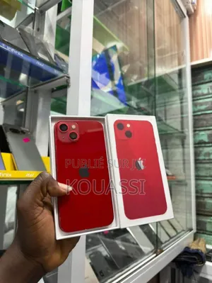Photo - New Apple iPhone 13 128 GB Rouge