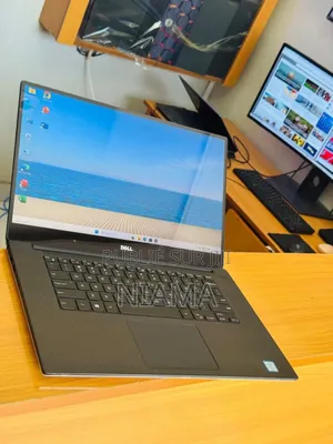 New Ordinateur Portable Dell Latitude 5520 16GB Intel Core I7 SSD 512GB