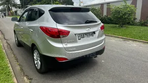 Hyundai Tucson 2015 Gris
