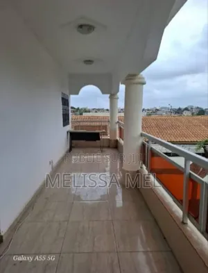 6chbre Duplex dans Cocody à Vendre