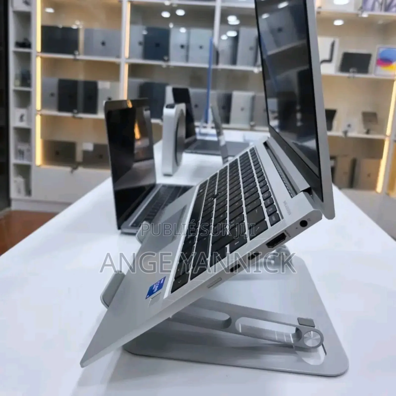 New HP EliteBook 840 G8 16GB Intel Core I5 SSD 512GB