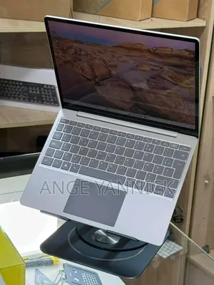 New Microsoft Surface Laptop Go 8GB Intel Core I5 SSD 256GB