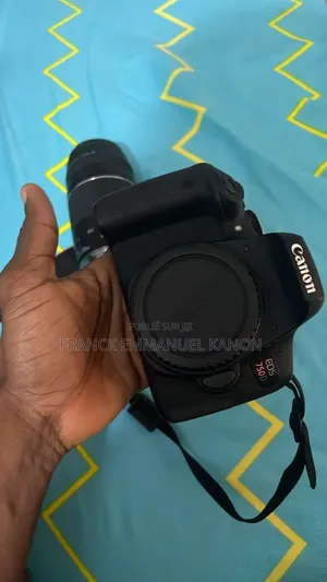 Photo - Appareil Photo Canon 750d