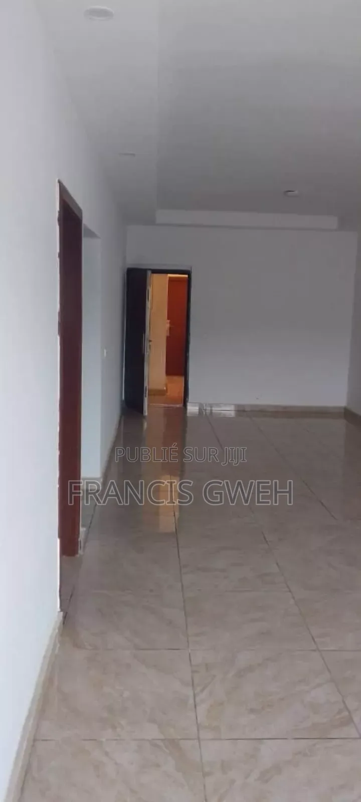 2chbre Appartement dans Francis Gweh, Cocody à Louer