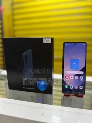 Photo - Samsung Galaxy Z Fold6 256 GB Black