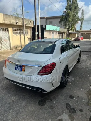 Mercedes-Benz C300 Base 4Matic Coupe AWD (2.0L 4cyl 7A) 2017 Blanc