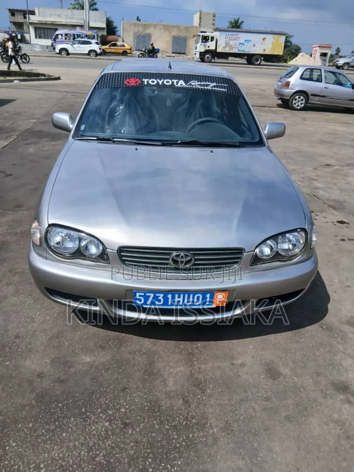 Toyota Corolla 1.4 Sedan 2002 Gris