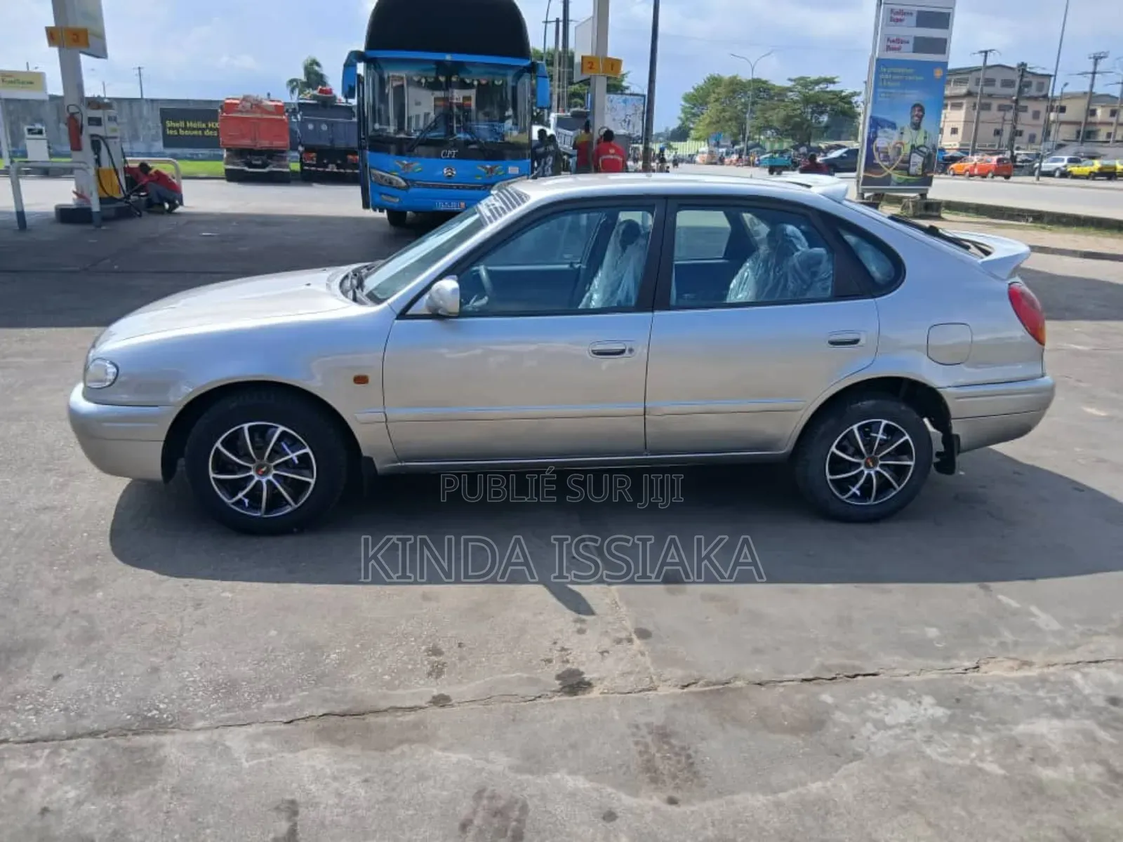 Toyota Corolla 1.4 Sedan 2002 Gris