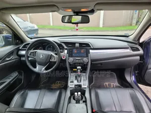 Honda Civic 2018 Blue