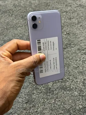Photo - Apple iPhone 11 64 GB Violet