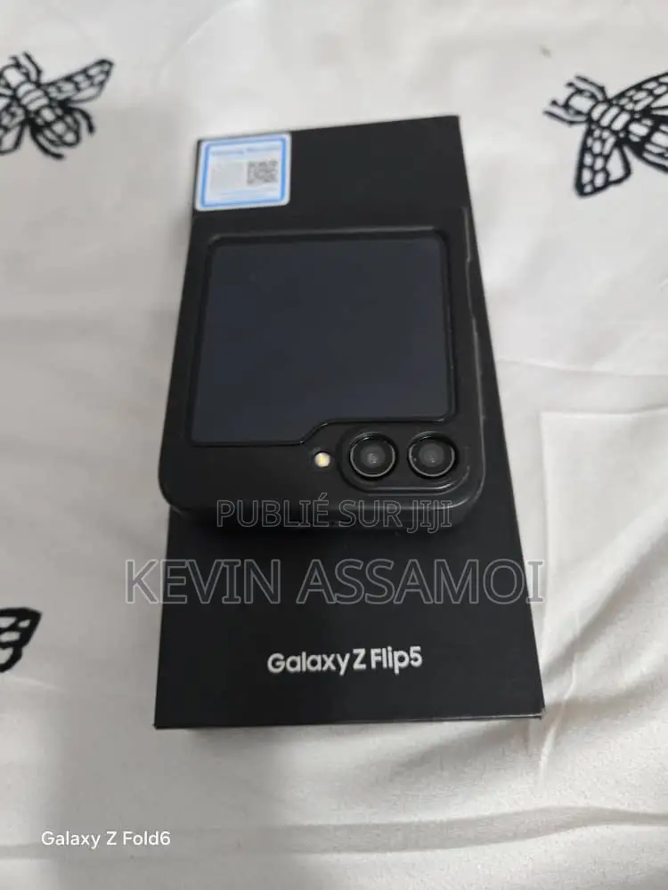 Samsung Galaxy Z Flip5 256 GB
