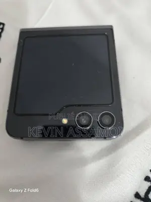 Samsung Galaxy Z Flip5 256 GB