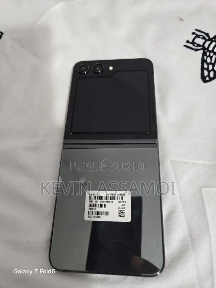 Samsung Galaxy Z Flip5 256 GB