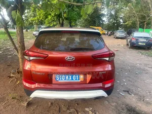 Hyundai Tucson Eco AWD 2017 Orange