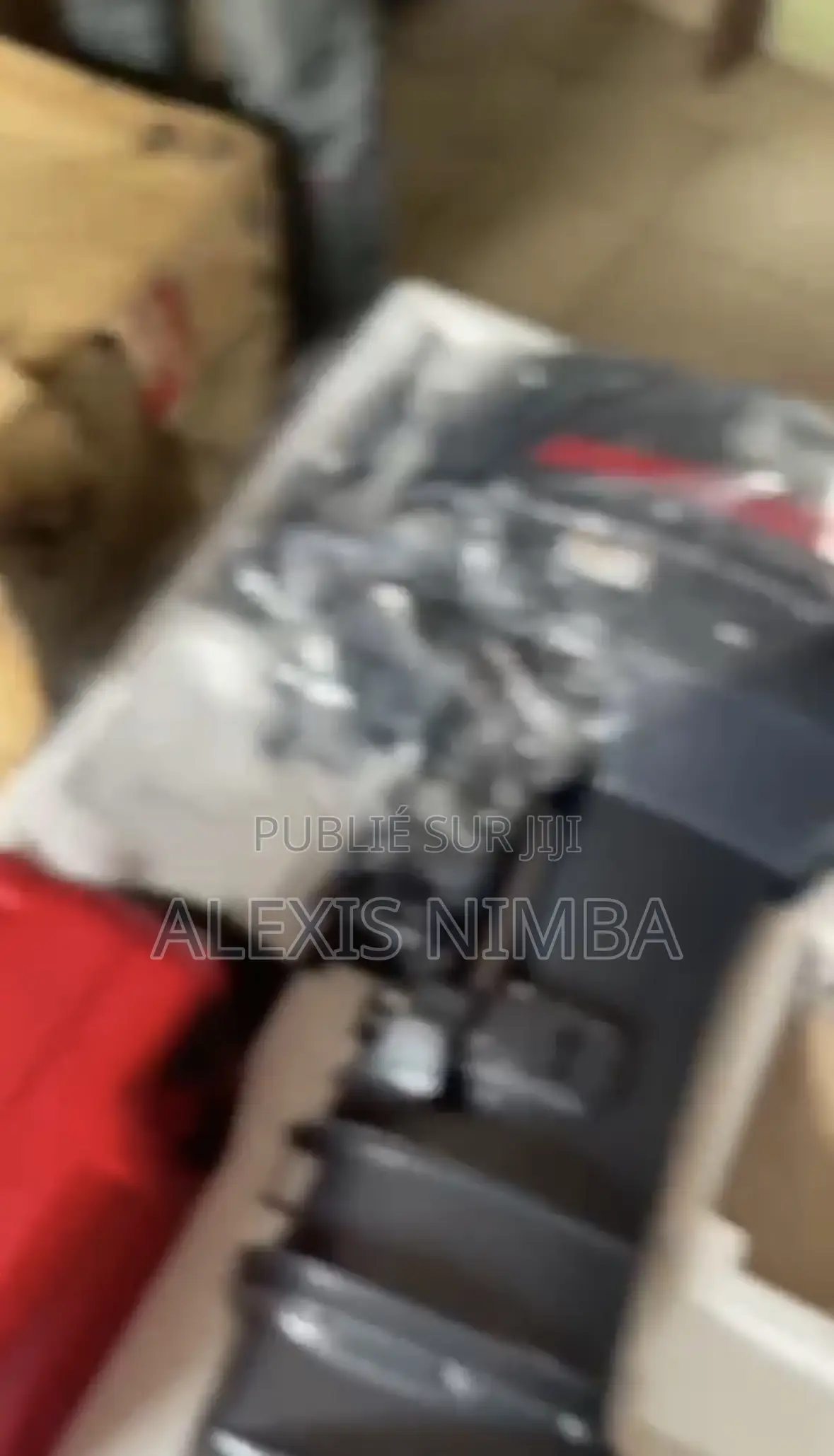 En Vente Moteur Hors-Bord Et Tout Matériaux Nautique