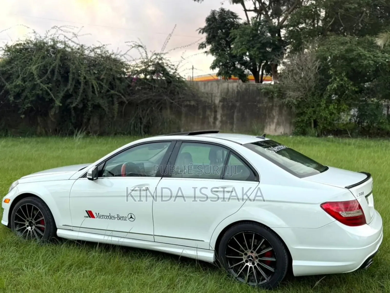 Mercedes-Benz C300 Luxury 4Matic Sedan AWD (3.5L 6cyl 7A) 2013