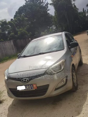 Hyundai i20 2014 Gris