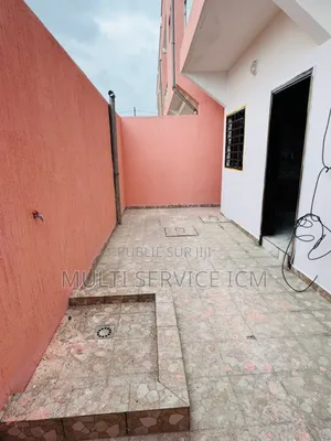 3chbre Duplex dans Ismaël Coulibaly, Bingerville à Vendre