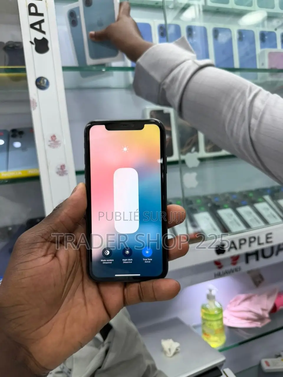 New Apple iPhone 11 64 GB