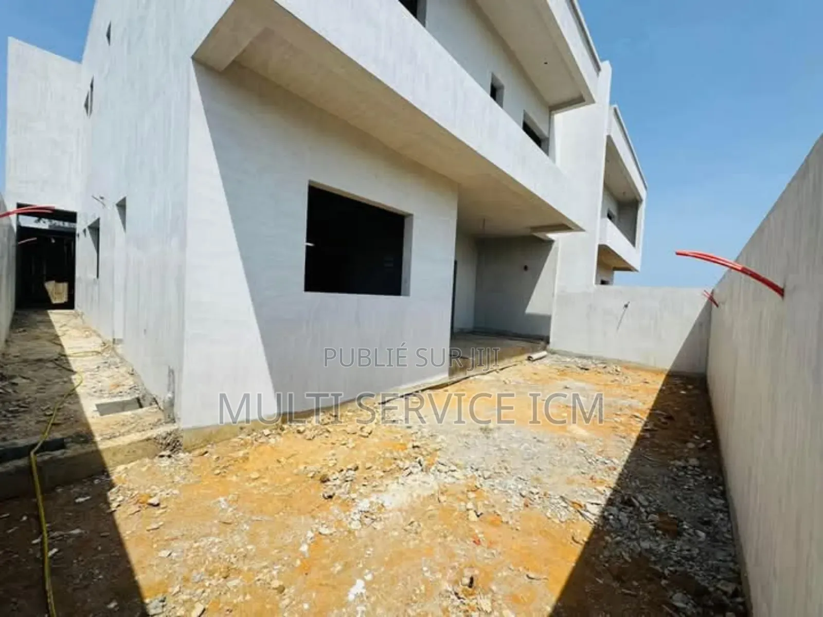 4chbre Duplex dans Ismaël Coulibaly, Bingerville à Vendre