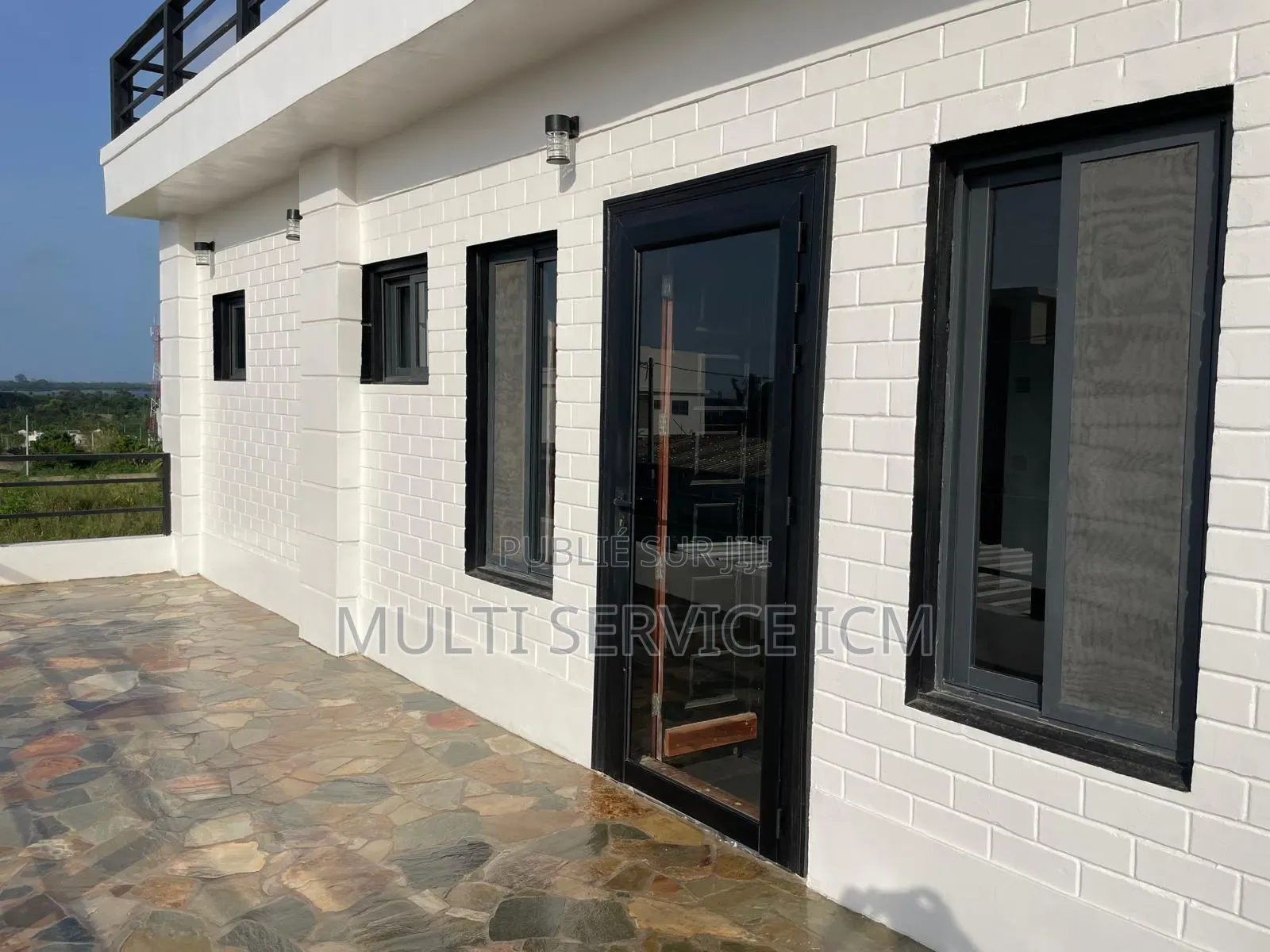 7chbre Duplex dans Ismaël Coulibaly, Bingerville à Vendre