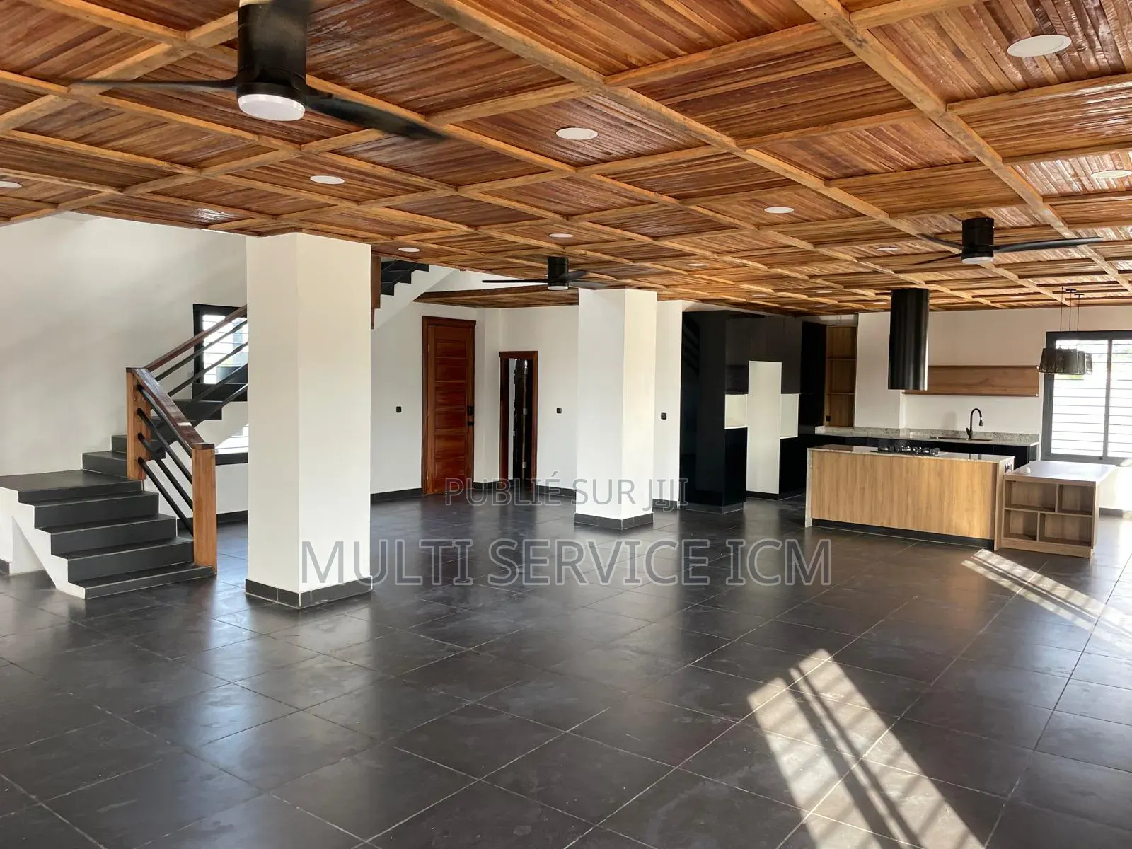 7chbre Duplex dans Ismaël Coulibaly, Bingerville à Vendre