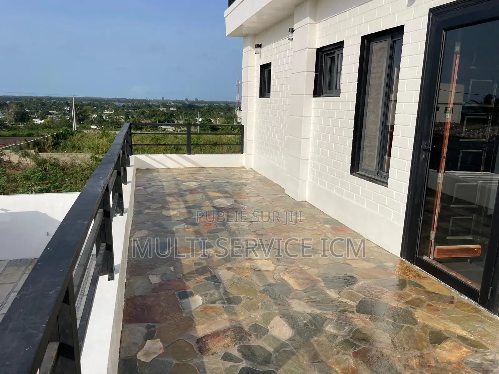 7chbre Duplex dans Ismaël Coulibaly, Bingerville à Vendre