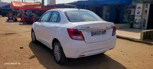 Suzuki Dzire 2024 Blanc