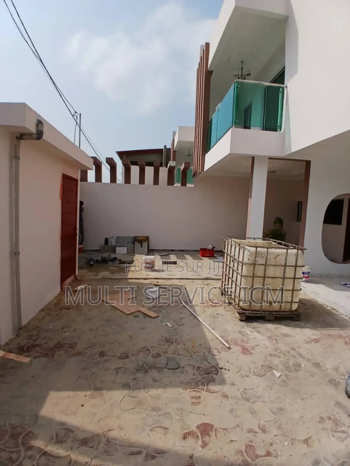 5chbre Duplex dans Ismaël Coulibaly, Bingerville à Vendre