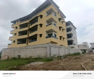 4chbre Blocs d'appartements dans Ismaël Coulibaly, Bingerville à Vendre