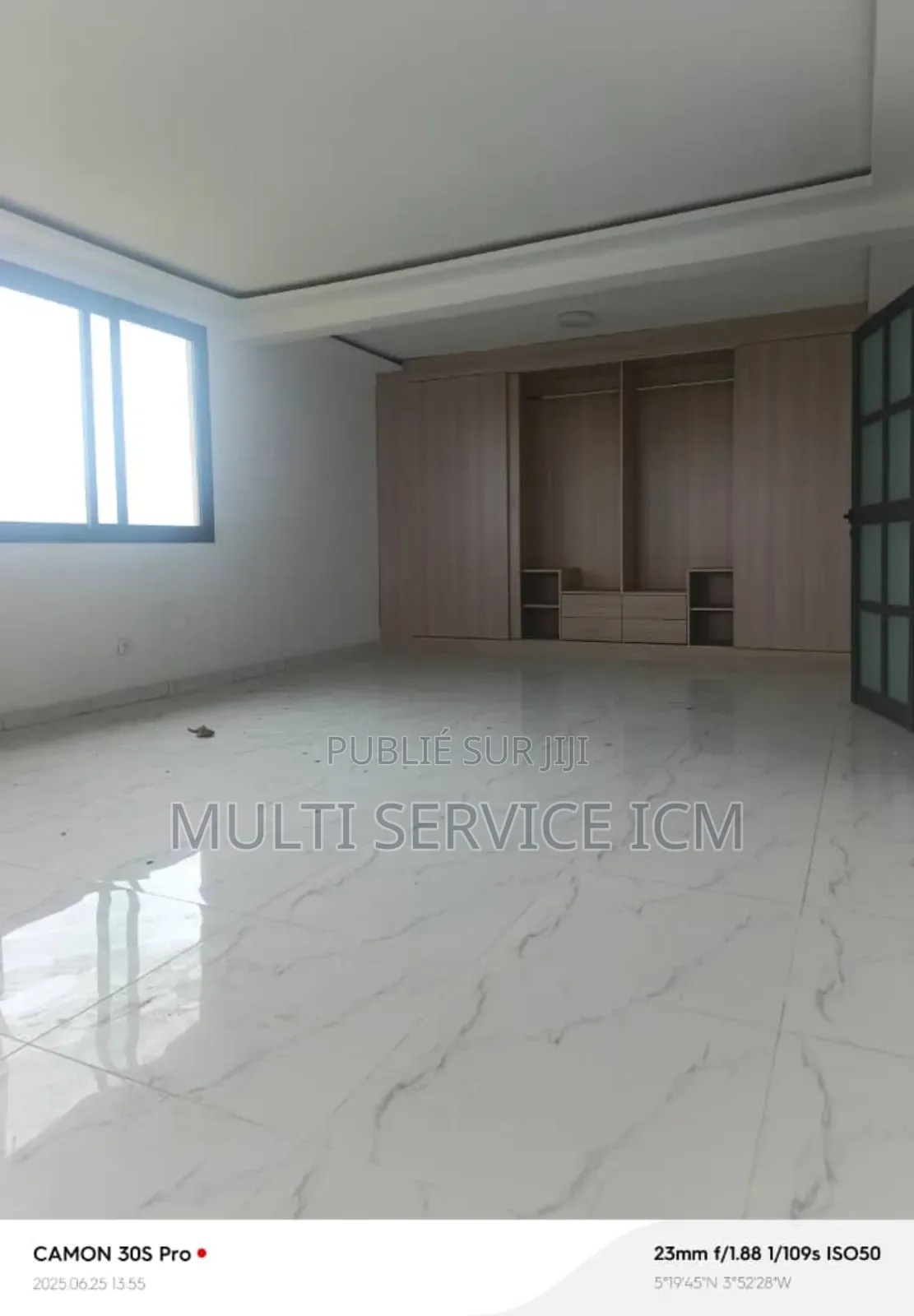 4chbre Blocs d'appartements dans Ismaël Coulibaly, Bingerville à Vendre