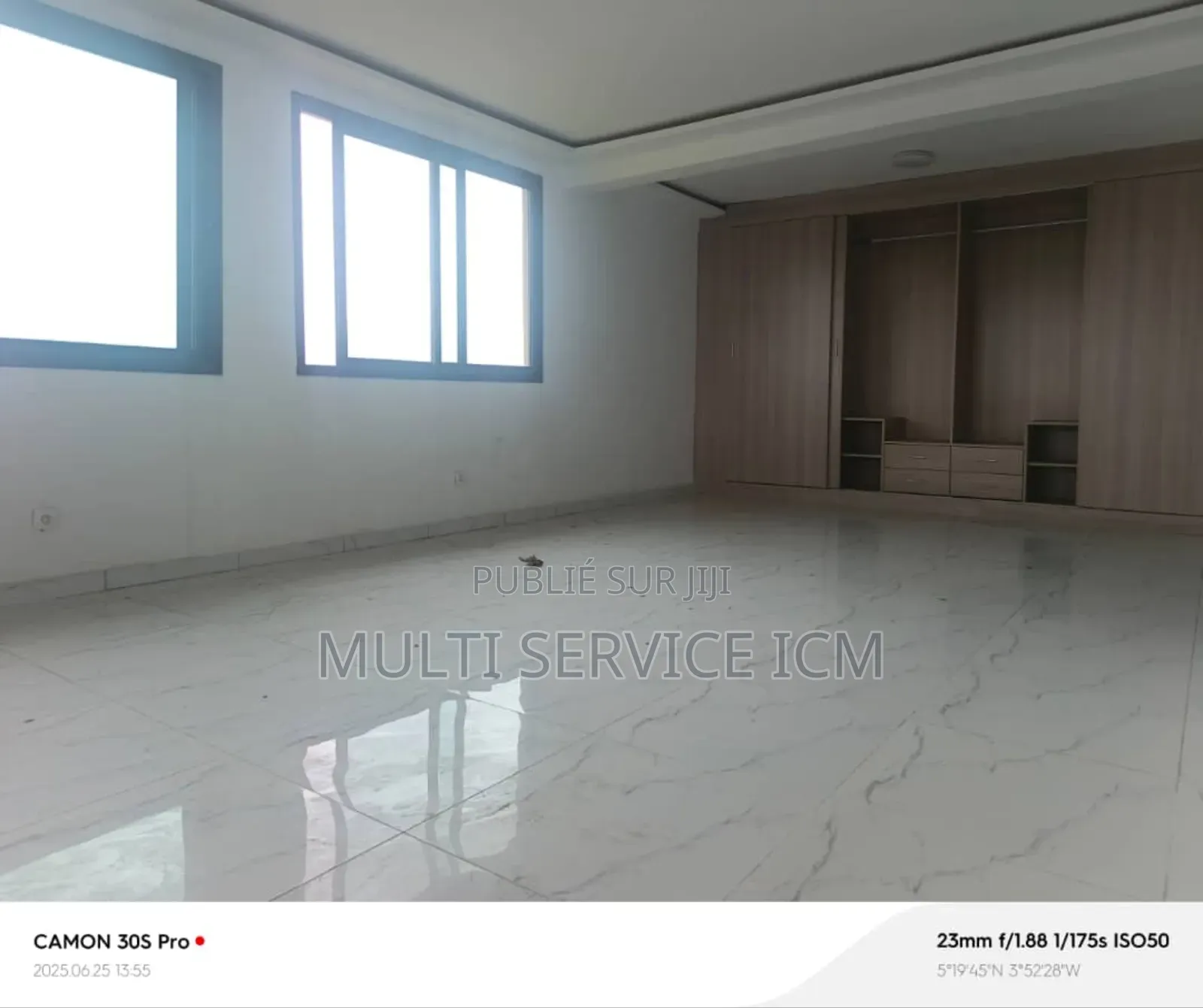 4chbre Blocs d'appartements dans Ismaël Coulibaly, Bingerville à Vendre