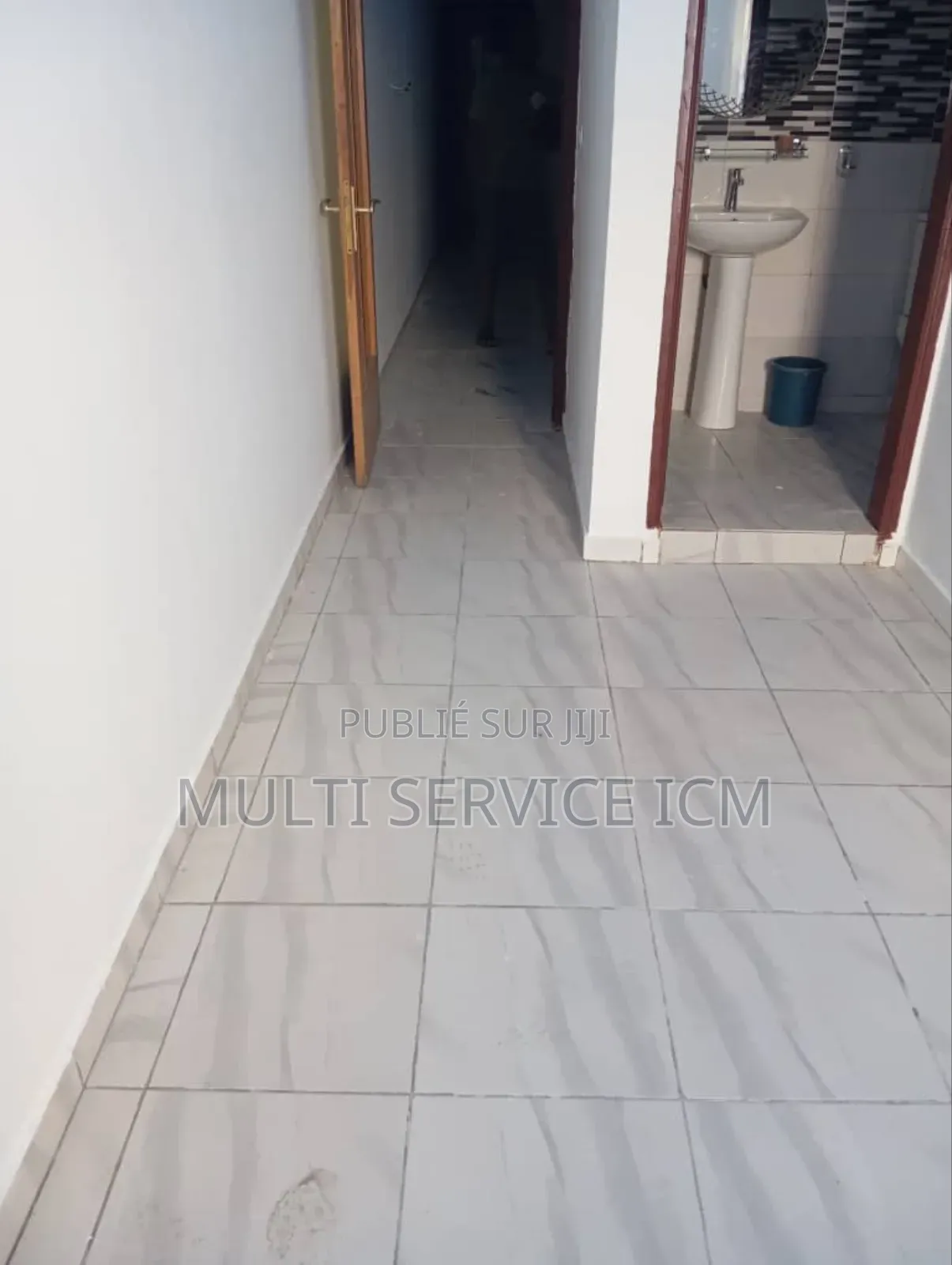 4chbre Blocs d'appartements dans Ismaël Coulibaly, Bingerville à Vendre