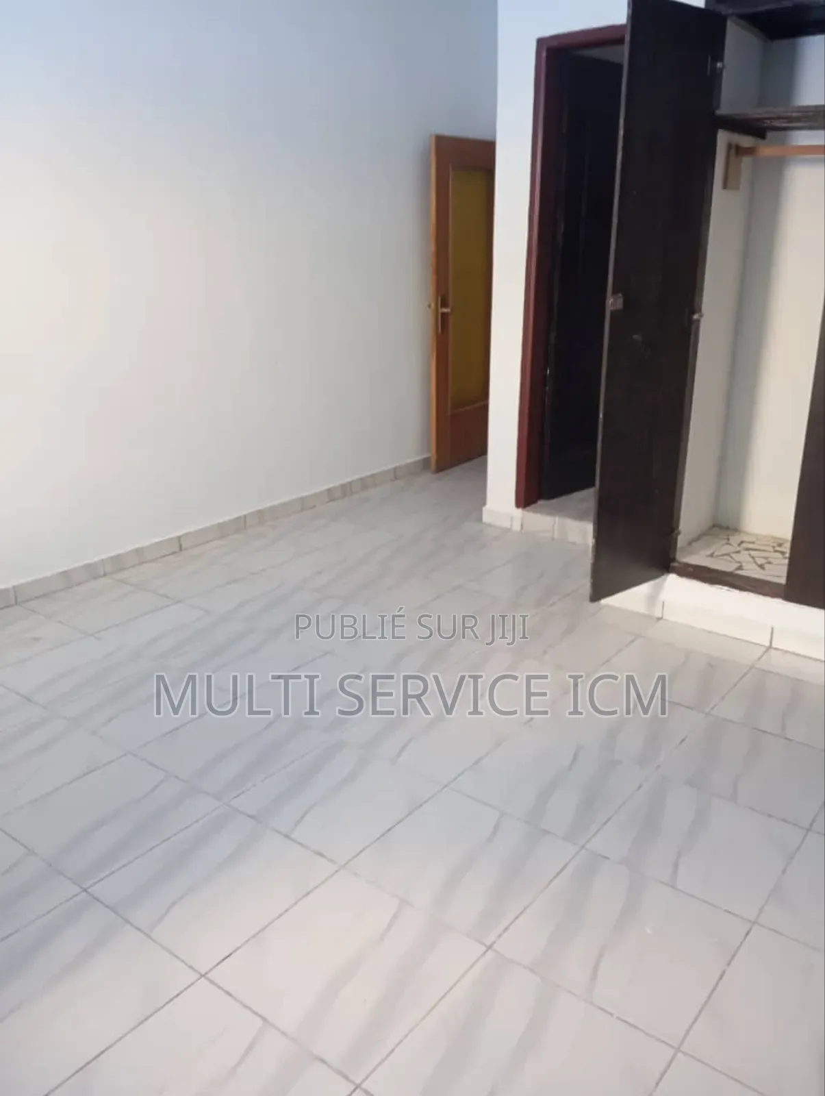 4chbre Blocs d'appartements dans Ismaël Coulibaly, Bingerville à Vendre