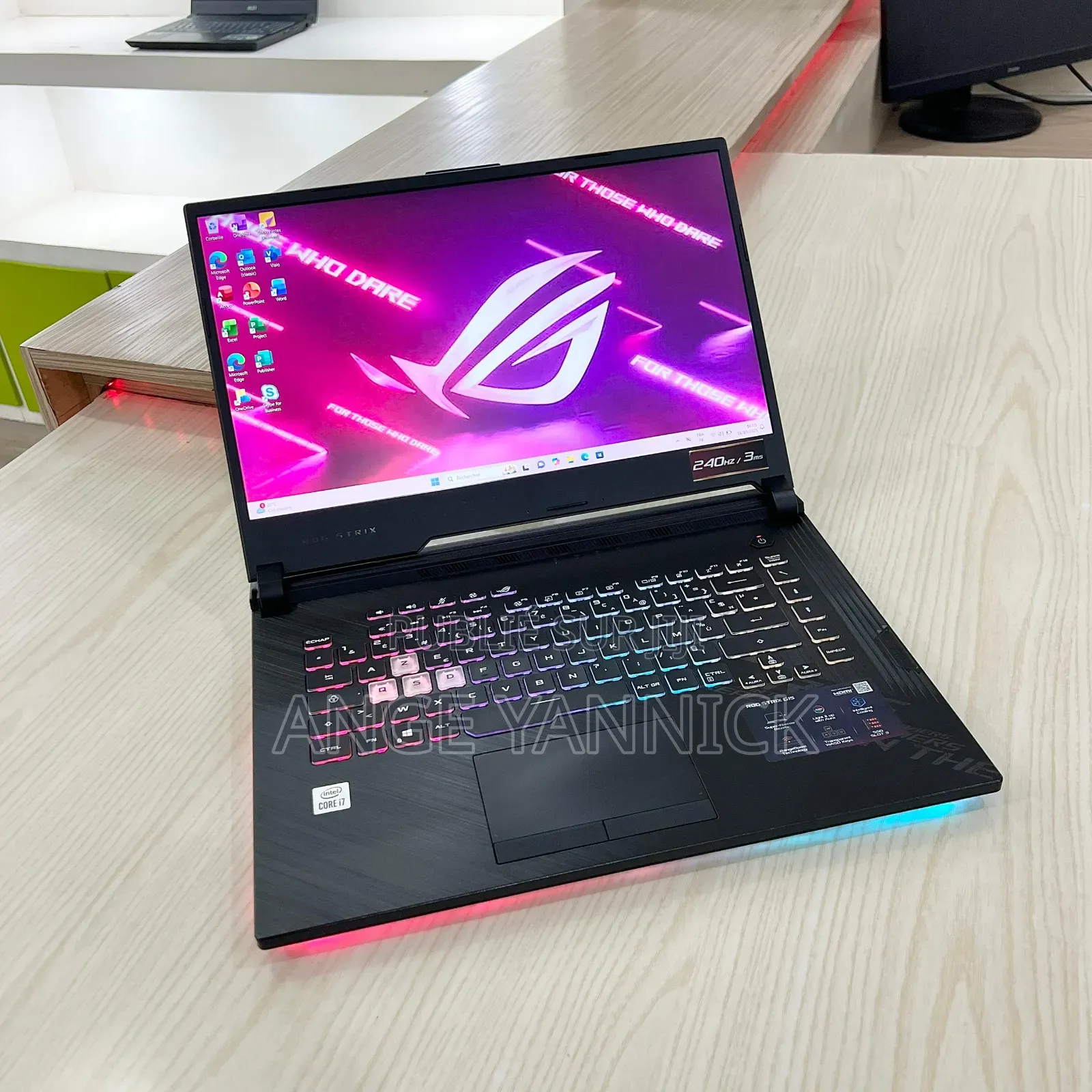 New Ordinateur Portable Asus ROG Strix GL503 16GB Intel Core I7 SSD 1T