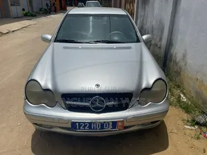 Mercedes-Benz C200 2002 Gris