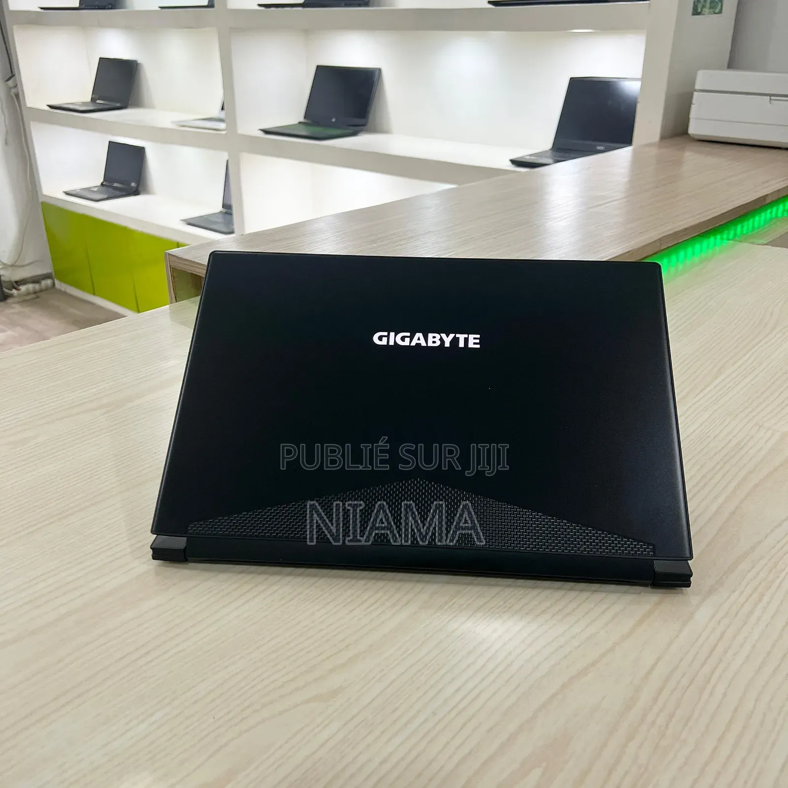 New Ordinateur Portable 16GB Intel Core I7 SSD 1T