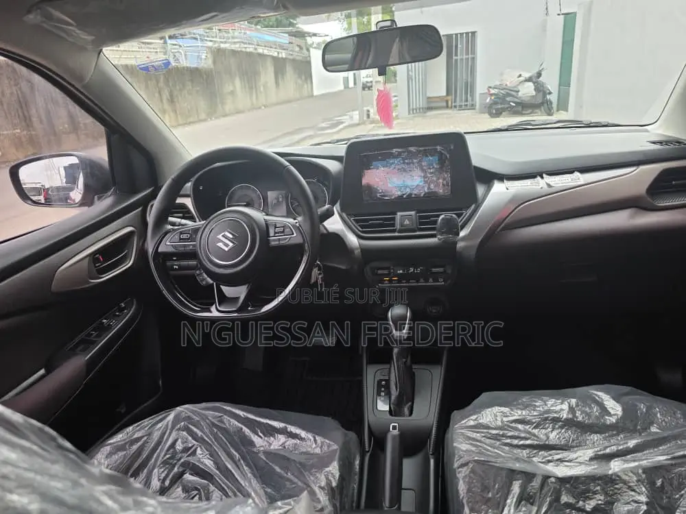 Suzuki Fronx 2025 Orange