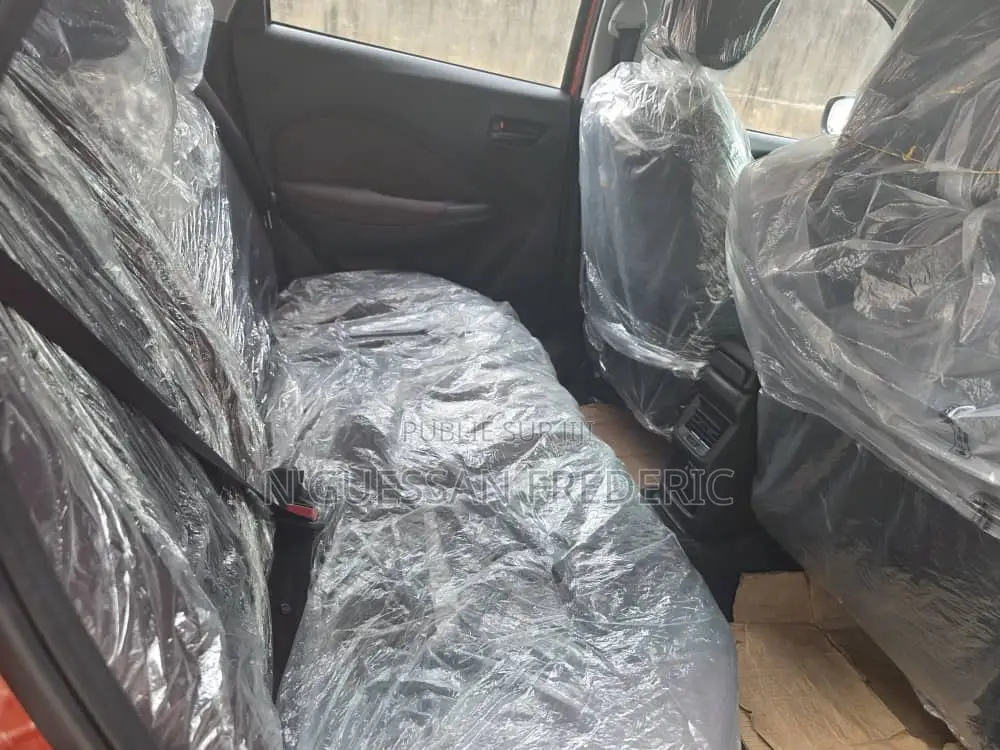 Suzuki Fronx 2025 Orange