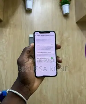 Photo - New Apple iPhone X 64 GB Blanc