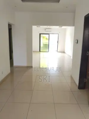 3chbre Appartement dans Cocody à Louer