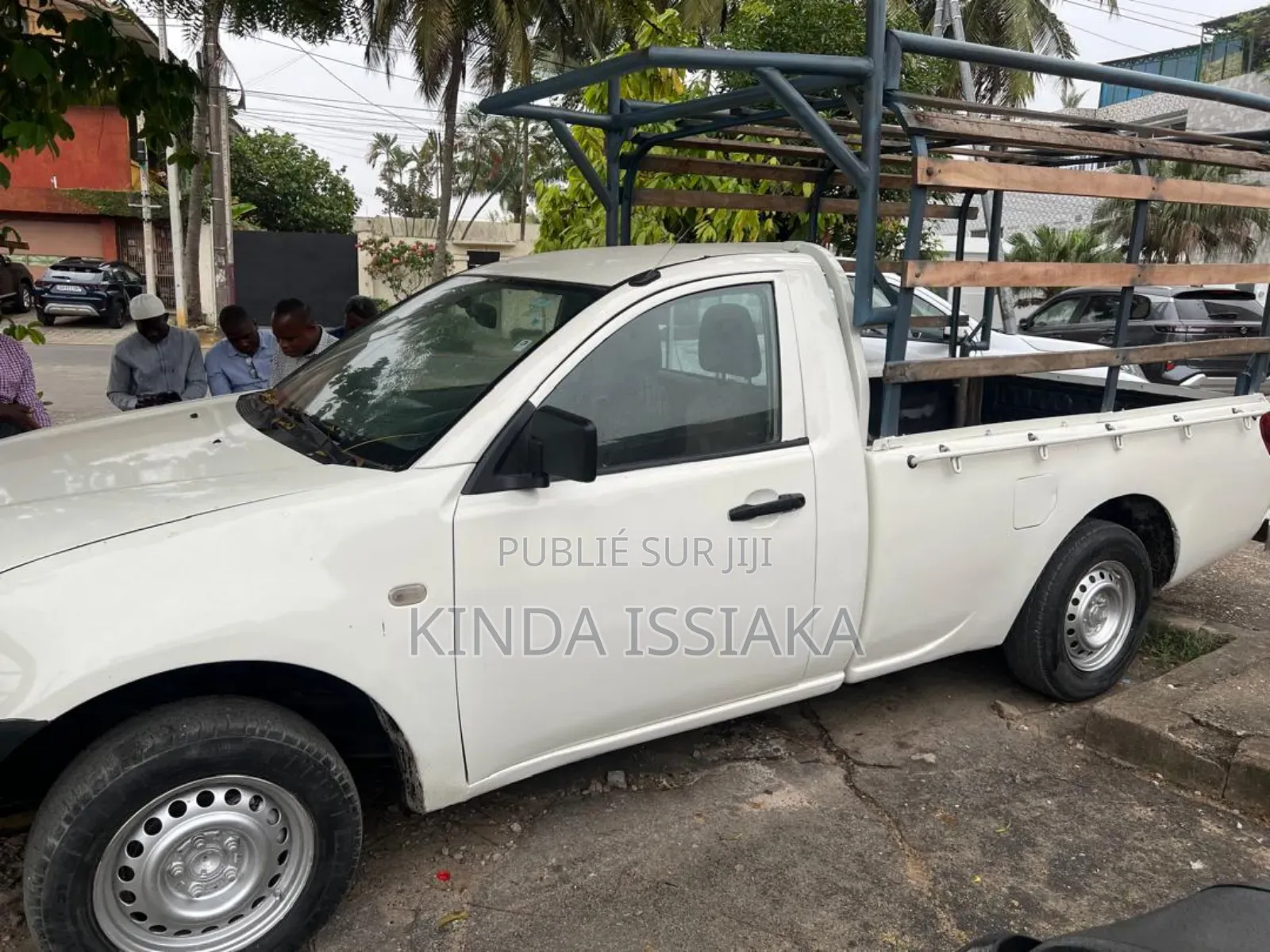 Mitsubishi L200 2015 Blanc cassé