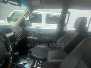 Mitsubishi Pajero 2023 Argenté