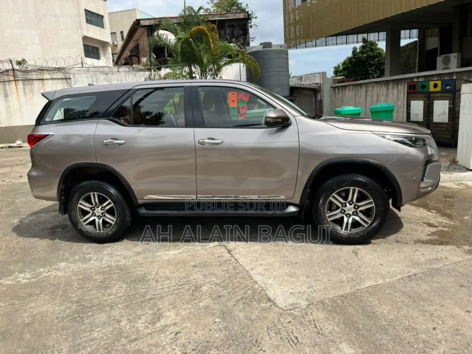 Toyota Fortuner 2.4 D AWD 2023 Marron
